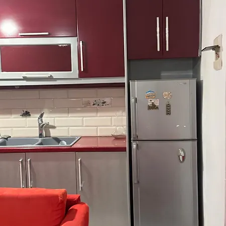 Korpusi * Тирана